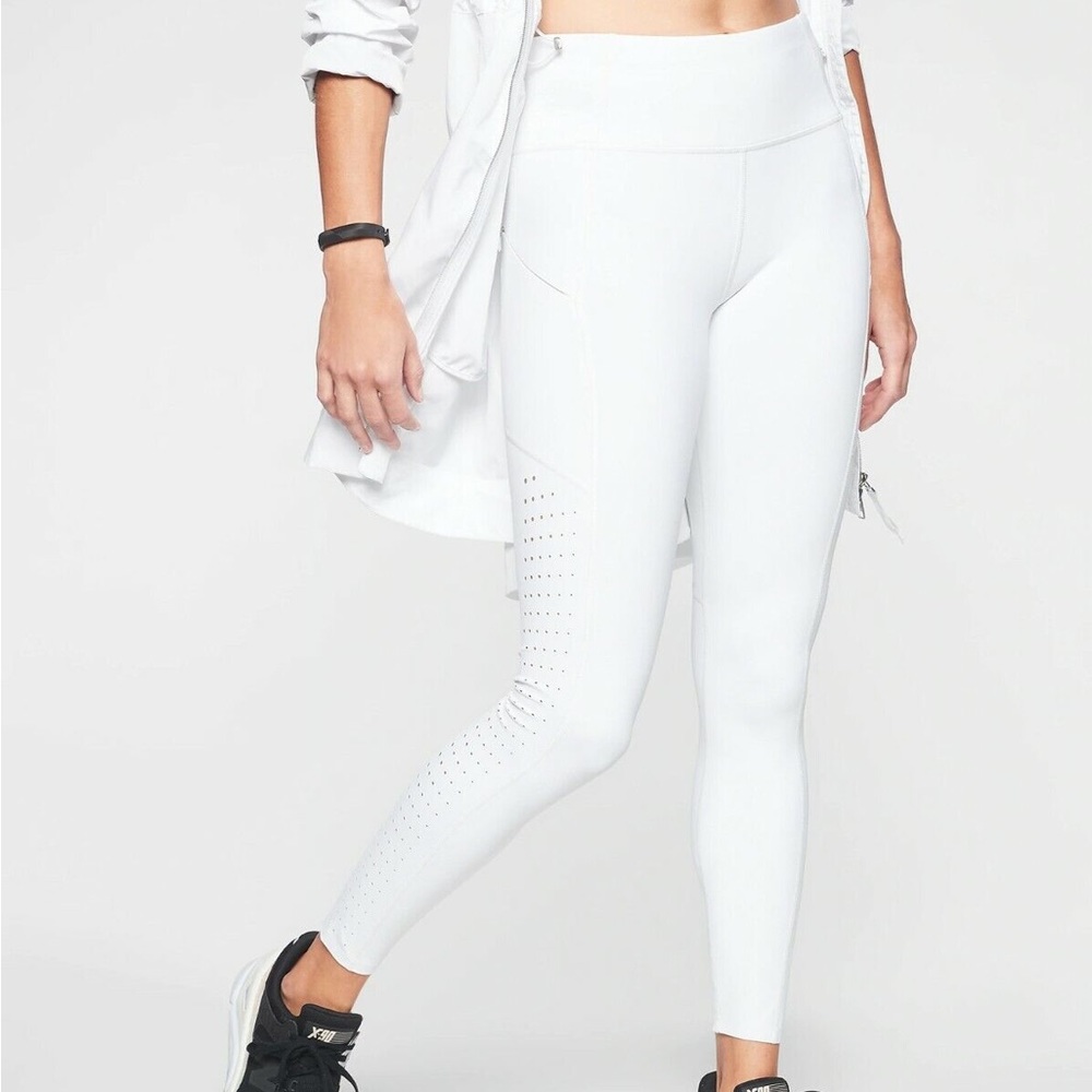 Athleta 7/8 Leggings